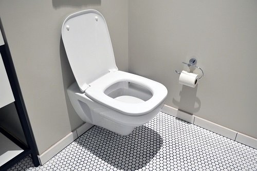 Wall-hung square toilet