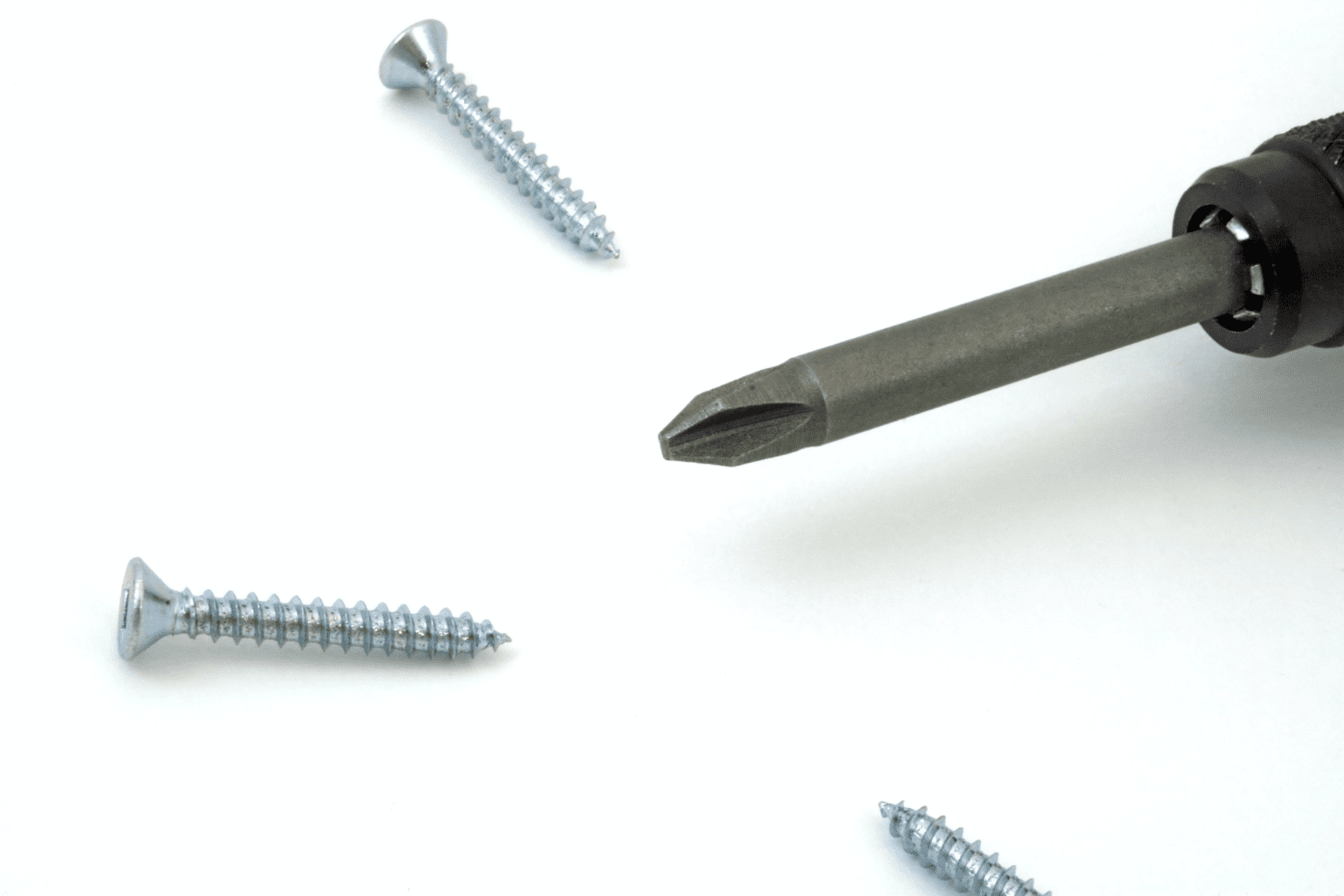 With so many different nails, screws, and stud options it can be hard to choose an adequate one for your project